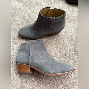 Jack Roger Grey Suede Booties